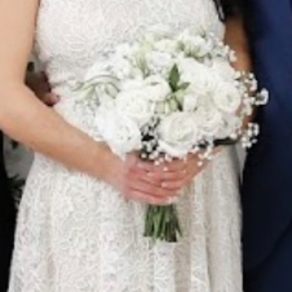 Wedding Dress - Picture 8 of 8